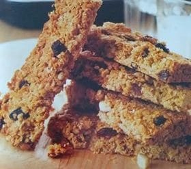 Σπιτικές μπάρες με βρώμη