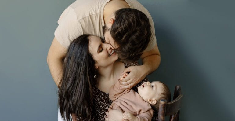 νέοι γονείς